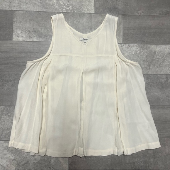 Madewell Tops - Madewell | Women’s Pleaded Tank Top | Cream Color | Size 4